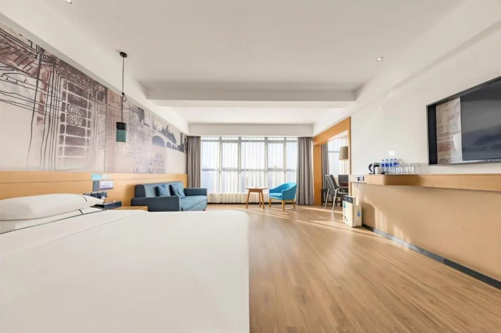 Bed in City Comfort Inn Changde Lixian Taohuatan