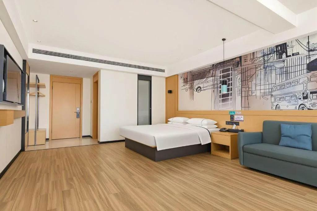 Bed in City Comfort Inn Changde Lixian Taohuatan