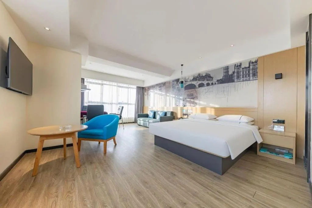 Bed in City Comfort Inn Changde Lixian Taohuatan