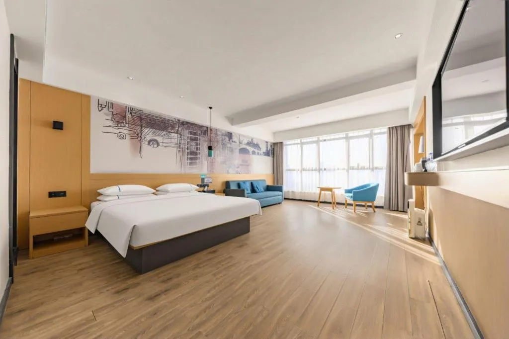 Bed in City Comfort Inn Changde Lixian Taohuatan