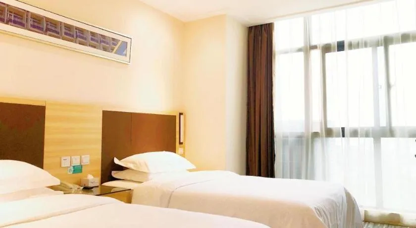 Bed in City Comfort Inn Hefei Binhu Wanghu Building Exhibition Center