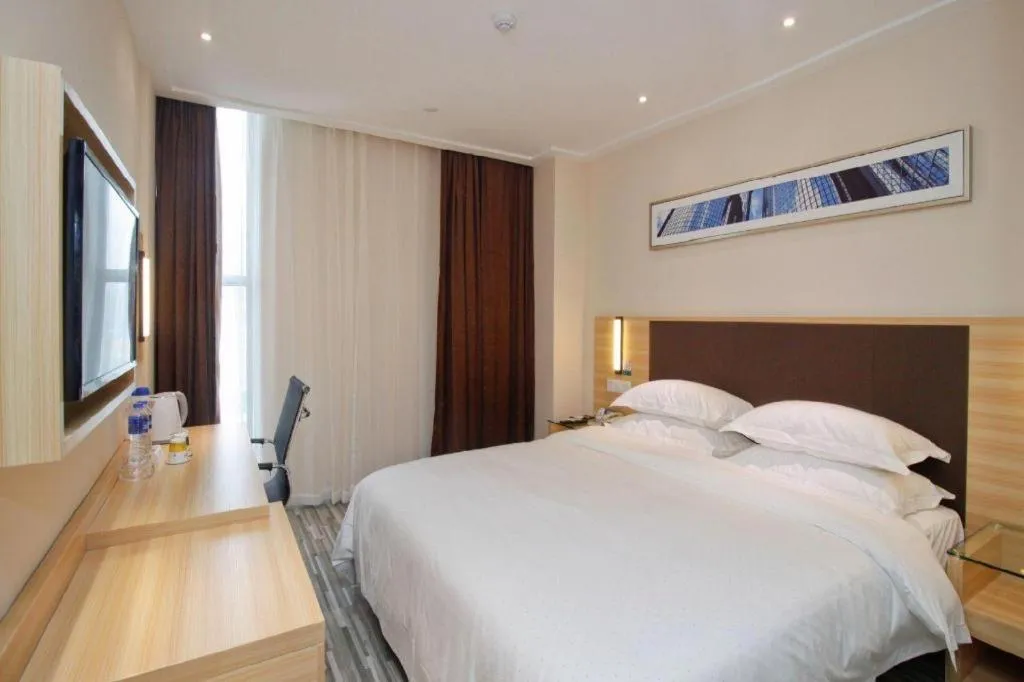 Bed in City Comfort Inn Hefei Binhu Wanghu Building Exhibition Center