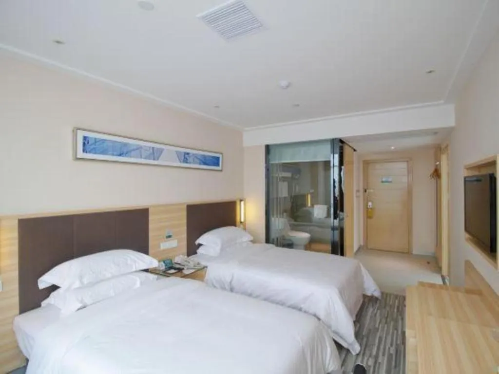 Bed in City Comfort Inn Hefei Binhu Wanghu Building Exhibition Center