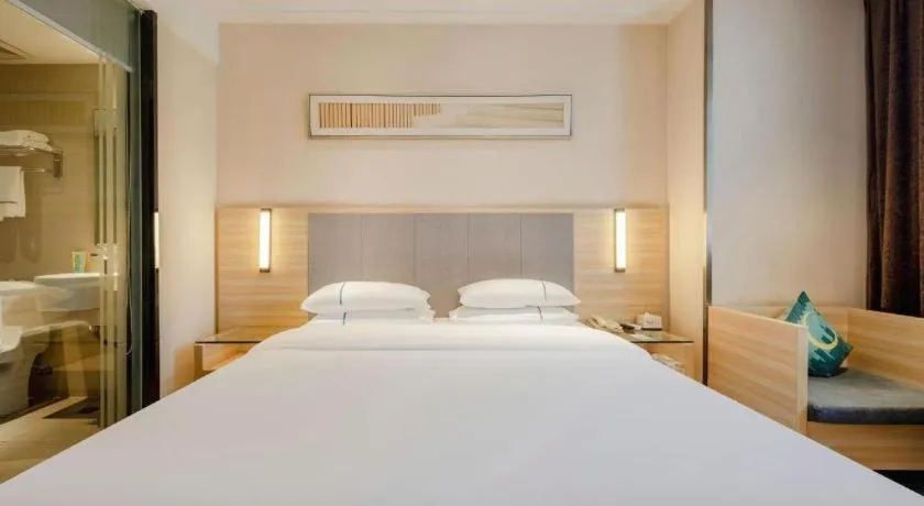 Bed in City Comfort Inn Nanning Mingxiu East Road Shishan Park Metro Station