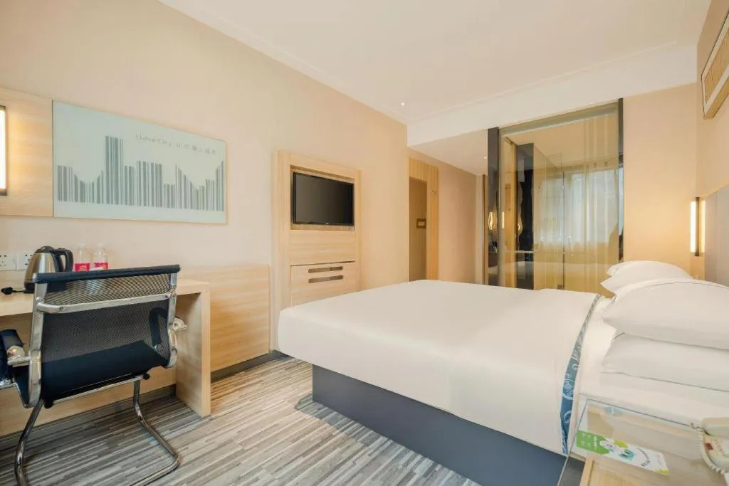 Bed in City Comfort Inn Nanning Mingxiu East Road Shishan Park Metro Station