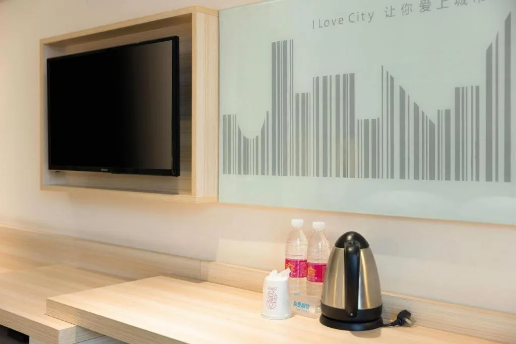 City Comfort Inn Nanning Mingxiu East Road Shishan Park Metro Station