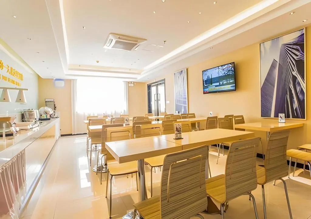 City Comfort Inn Nanning Mingxiu East Road Shishan Park Metro Station