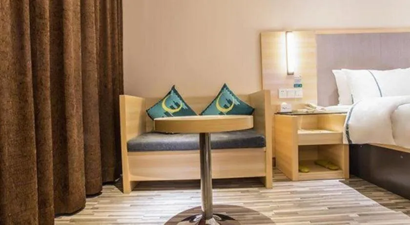 Bed in City Comfort Inn Nanning Mingxiu East Road Shishan Park Metro Station