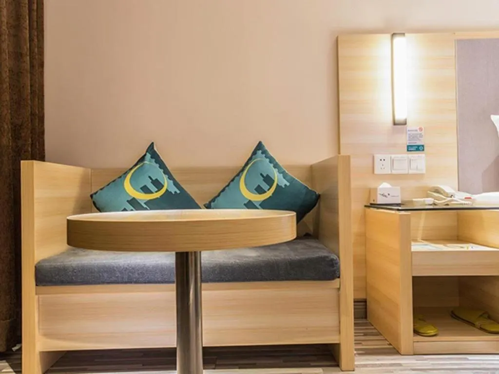 City Comfort Inn Nanning Mingxiu East Road Shishan Park Metro Station