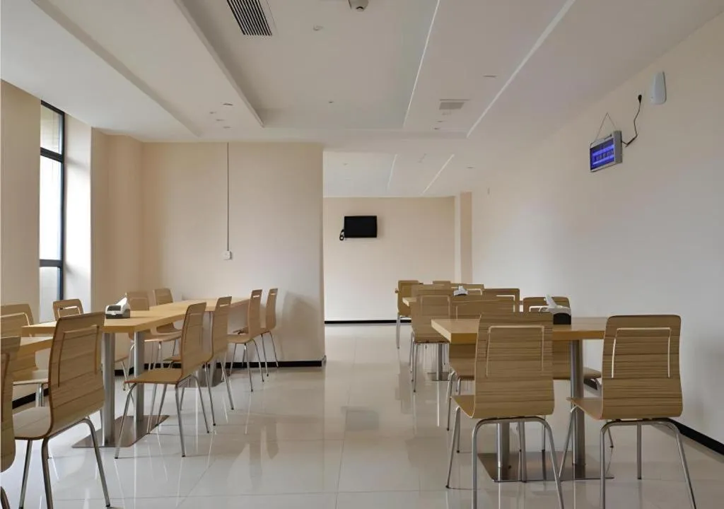 City Comfort Inn Huanggang Qichun Exhibition Center