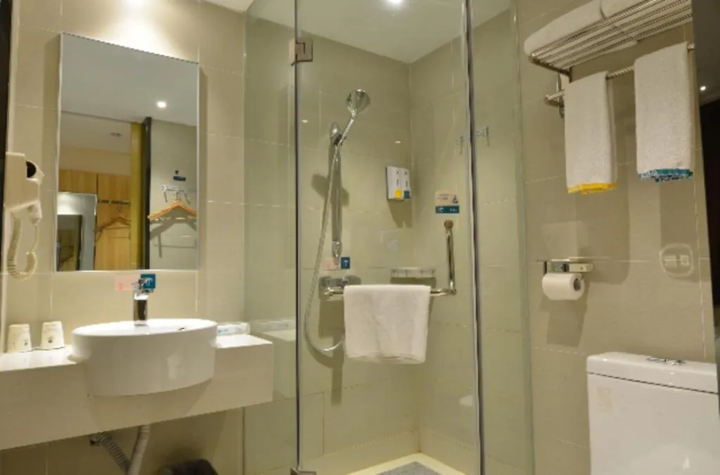 City Comfort Inn Huanggang Qichun Exhibition Center