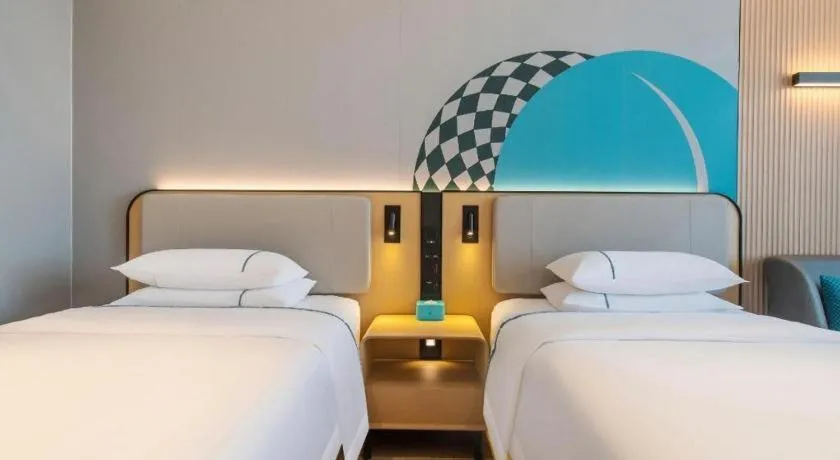 Bed in City Comfort Inn Zhanjiang Mazhang Pedestrian Street High-speed Railway West Station