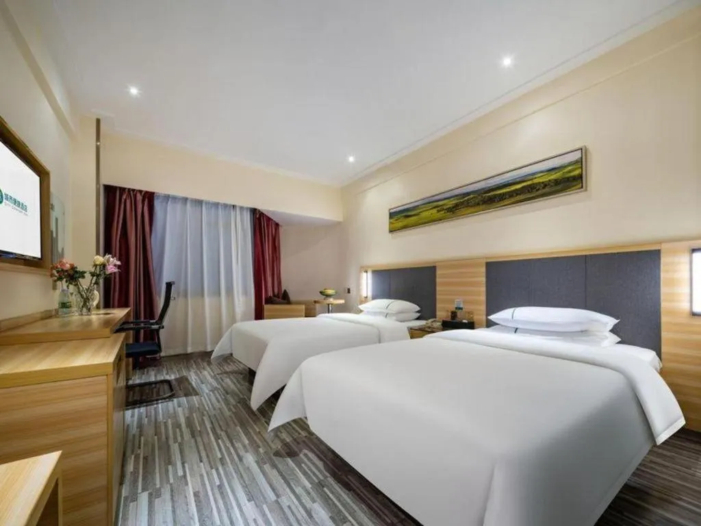Bed in City Comfort Inn Zhanjiang Mazhang Pedestrian Street High-speed Railway West Station