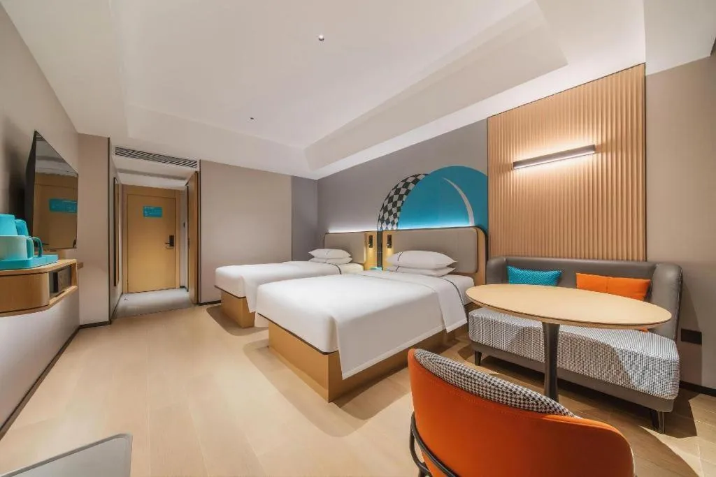 Bed in City Comfort Inn Zhanjiang Mazhang Pedestrian Street High-speed Railway West Station