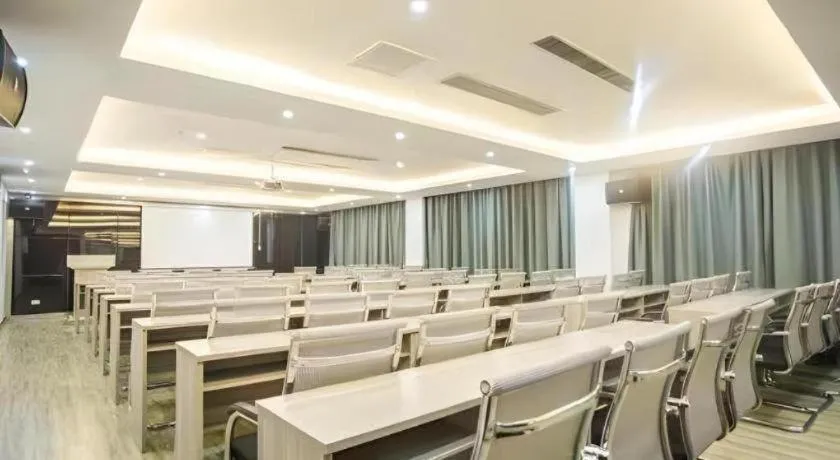 City Comfort Inn Chibi Walking Street