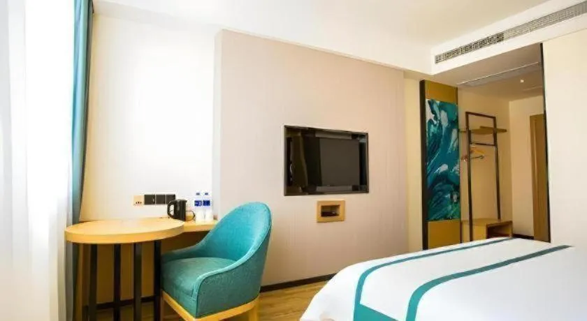 Bed in City Comfort Inn Chibi Walking Street