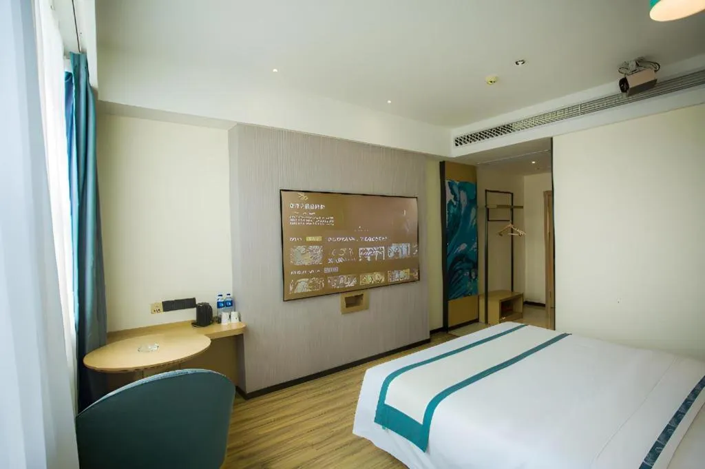 Bed in City Comfort Inn Chibi Walking Street