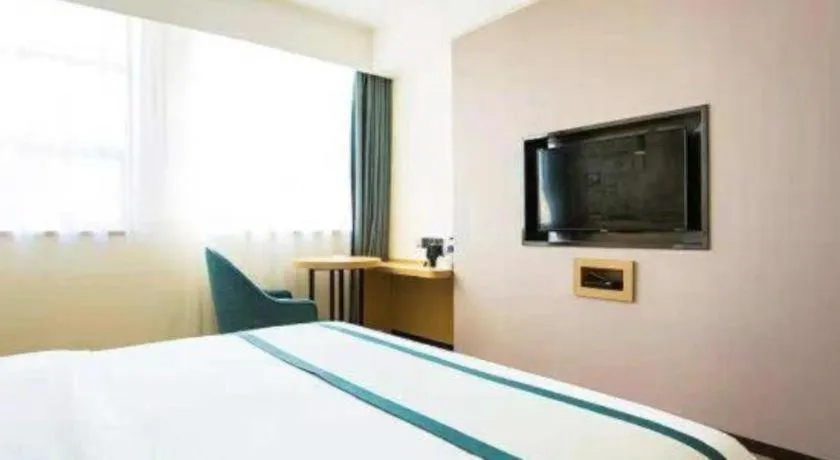 Bed in City Comfort Inn Chibi Walking Street