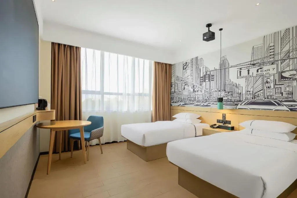 Bed in City Comfort Inn Chibi Walking Street