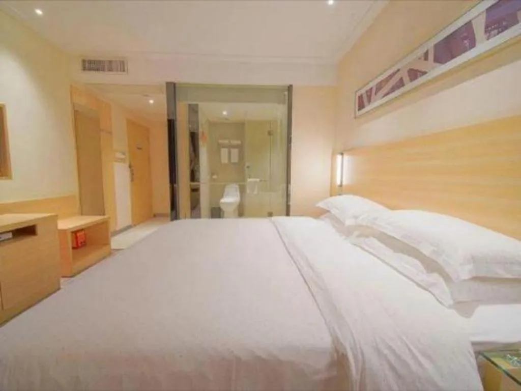 Bed in City Comfort Inn Foshan Kuiqi Road Metro Station