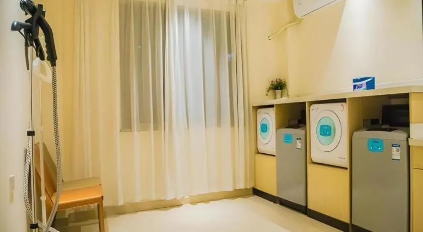 City Comfort Inn Wuzhou Municipal Government Vocational College