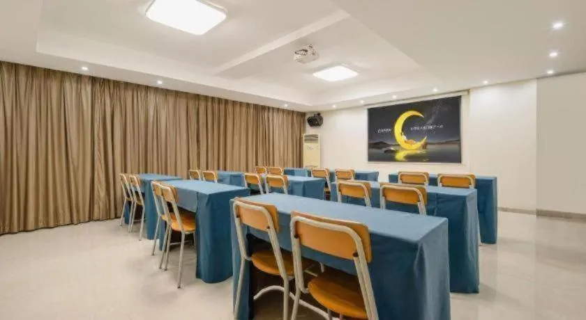 City Comfort Inn Wuzhou Municipal Government Vocational College