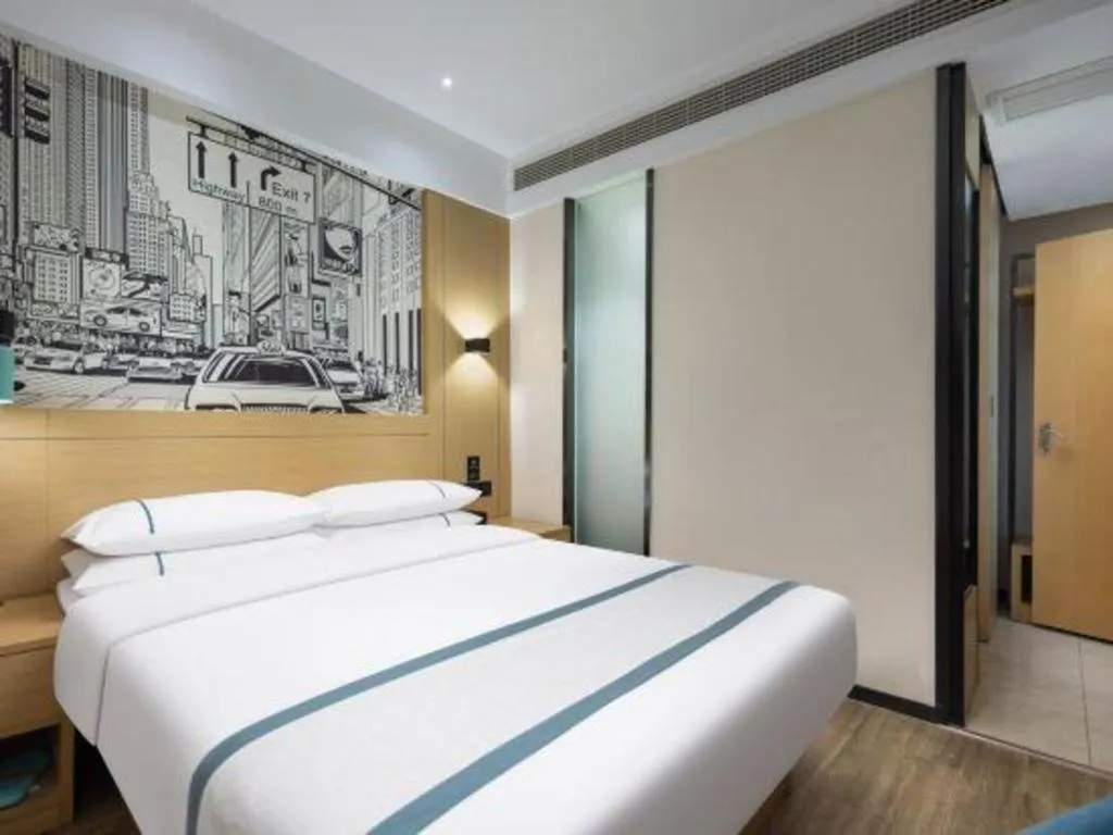 Bed in City Comfort Inn Yingcheng Walking Street