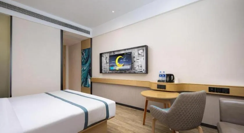 Bed in City Comfort Inn Yingcheng Walking Street