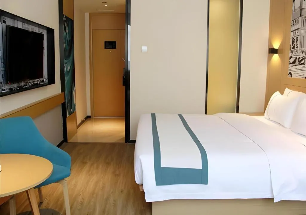 Bed in City Comfort Inn Yingcheng Walking Street