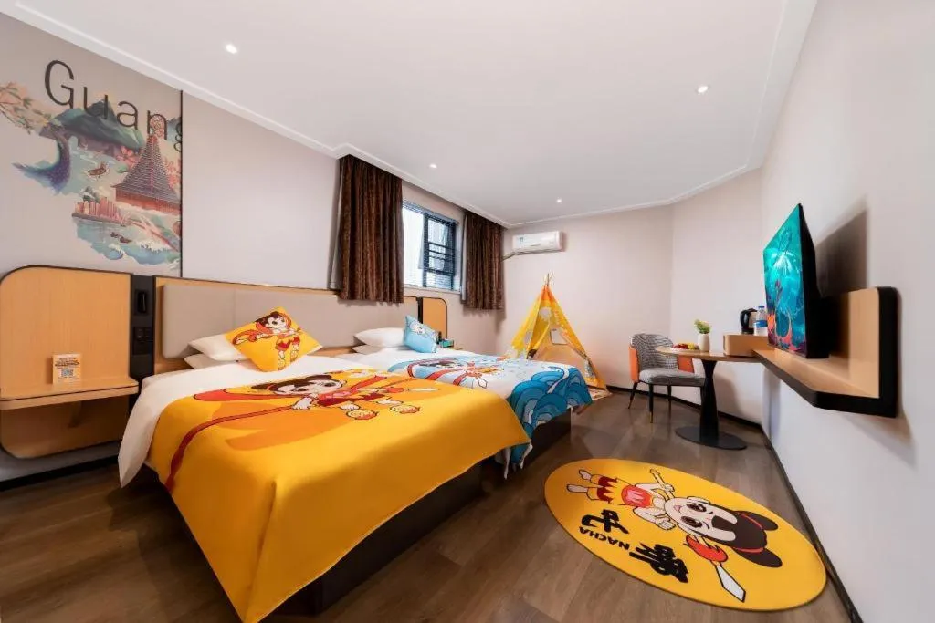 Bed in City Comfort Inn Liuzhou High-speed Railway Station