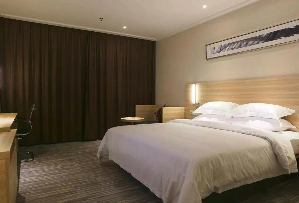 Bed in City Comfort Inn Tongren High-speed Railway Station