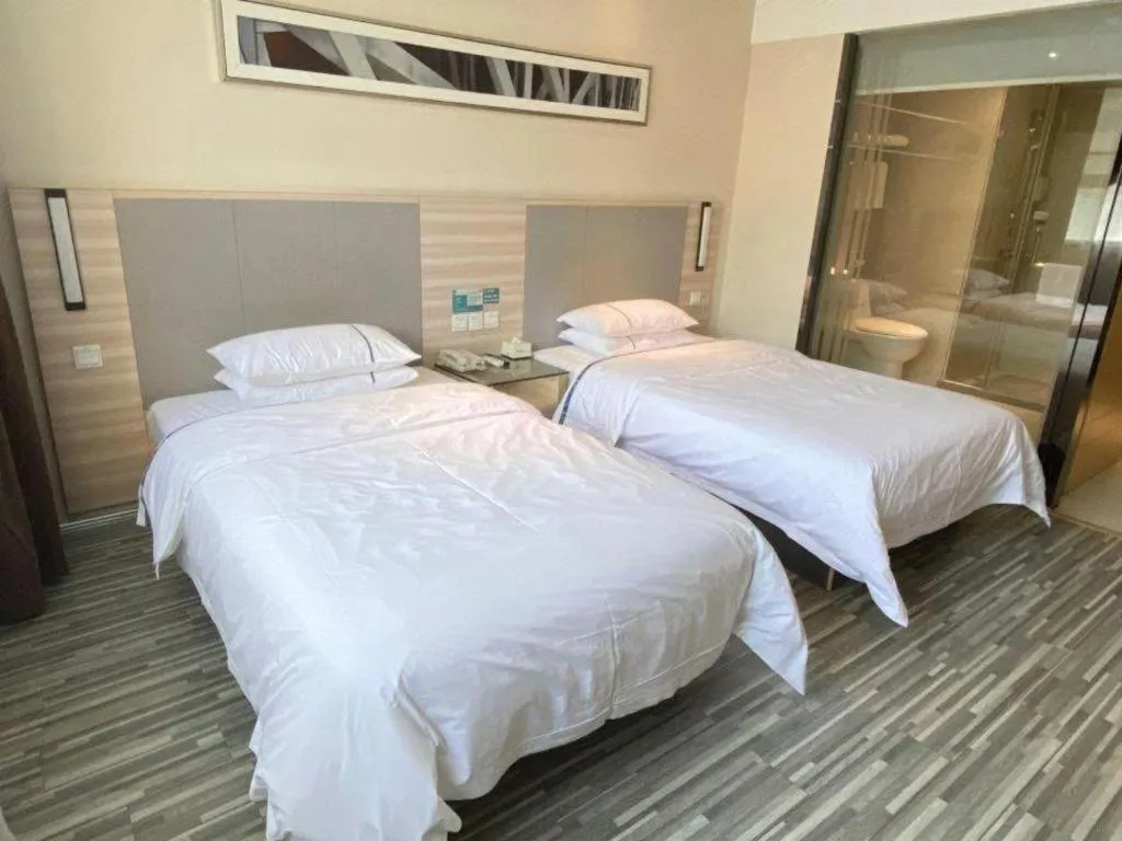 Bed in City Comfort Inn Tongren High-speed Railway Station