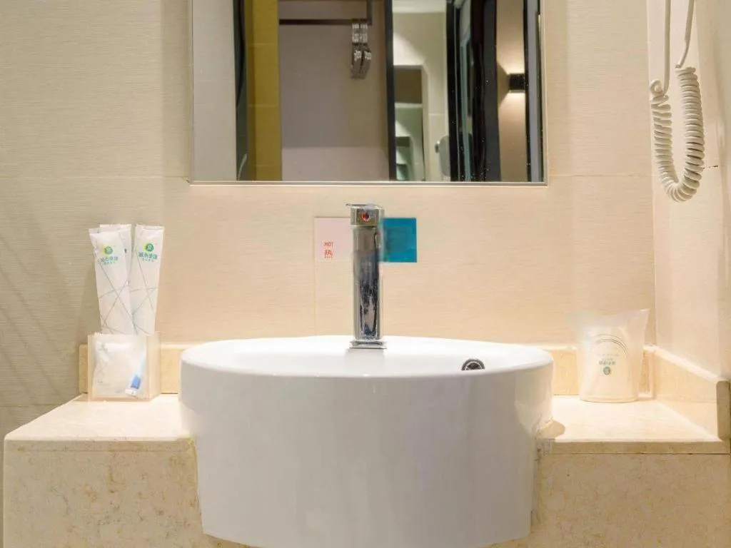 City Comfort Inn Guilin Two Rivers and Four Lakes Sun and Moon Shuangta