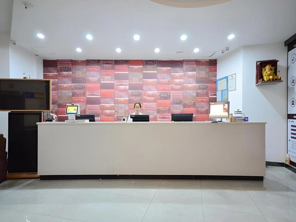 JTour Inn Wuchang Zhongnan University of Economics and Law