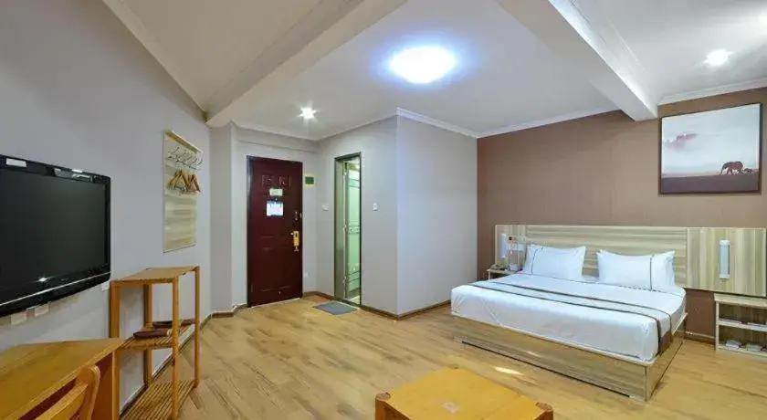 Bed in JTour Inn Wuchang Zhongnan University of Economics and Law Bed in JTour Inn Wuchang Zhongnan University of Economics and Law