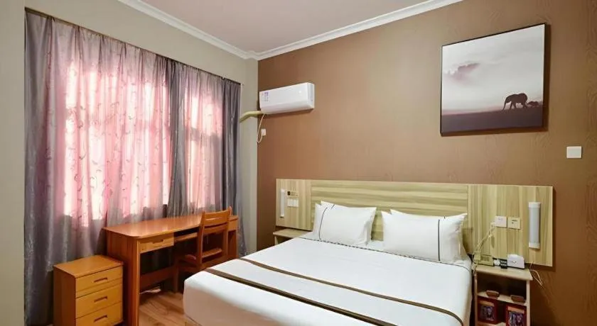 Bed in JTour Inn Wuchang Zhongnan University of Economics and Law