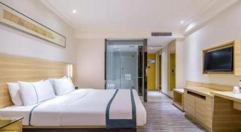 Bed in City Comfort Inn Zhuhai University Town Tangjiawan Plaza