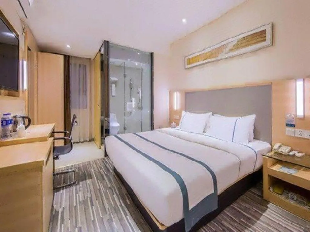 Bed in City Comfort Inn Wuzhou Bus Station