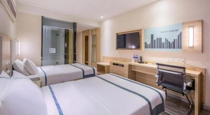 Bed in City Comfort Inn Wuzhou Bus Station