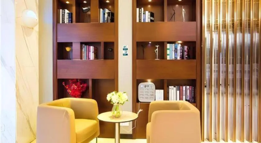 City Comfort Inn Wuzhou Bus Station