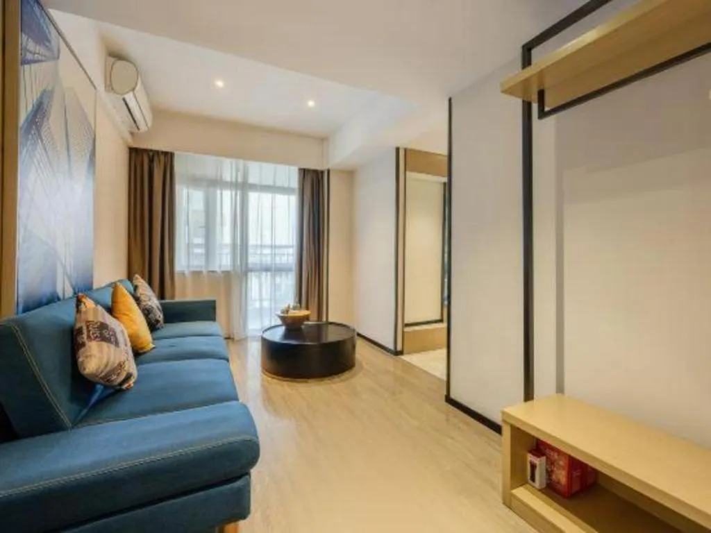 City Comfort Inn Liuzhou Wuxing Walking Street Zhonghuan Tower