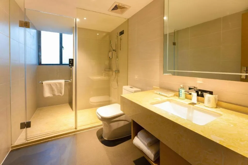 City Comfort Inn Liuzhou Wuxing Walking Street Zhonghuan Tower