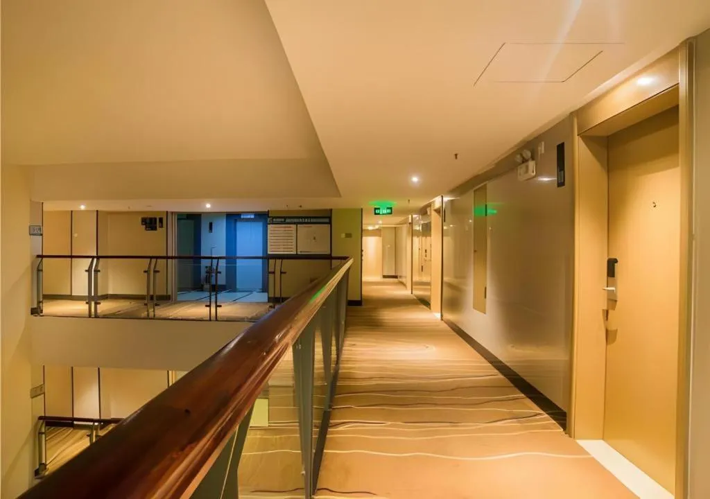 City Comfort Inn Liuzhou Wuxing Walking Street Zhonghuan Tower