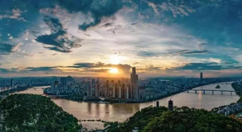 City Comfort Inn Liuzhou Wuxing Walking Street Zhonghuan Tower