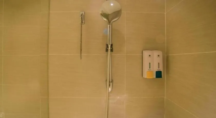 City Comfort Inn Liuzhou Wuxing Walking Street Zhonghuan Tower