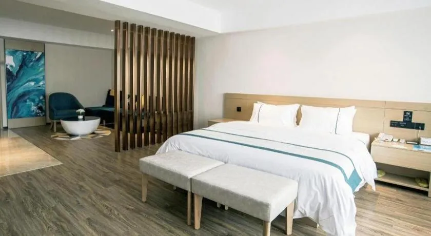 Bed in City Comfort Inn Liuzhou Wuxing Walking Street Zhonghuan Tower