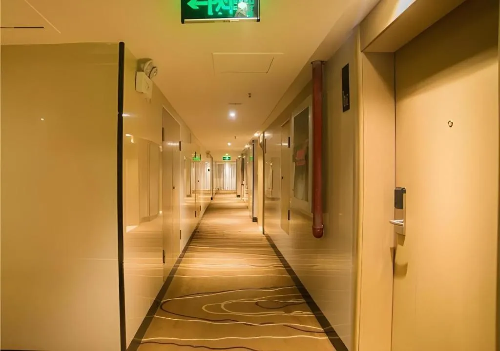 City Comfort Inn Liuzhou Wuxing Walking Street Zhonghuan Tower