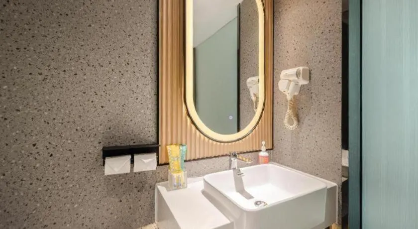 City Comfort Inn Baise Jingxi Caifu Plaza