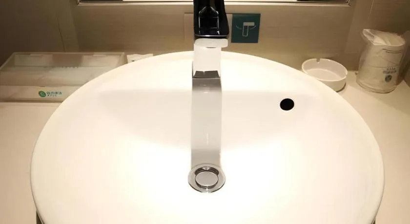 City Comfort Inn Baise Jingxi Caifu Plaza