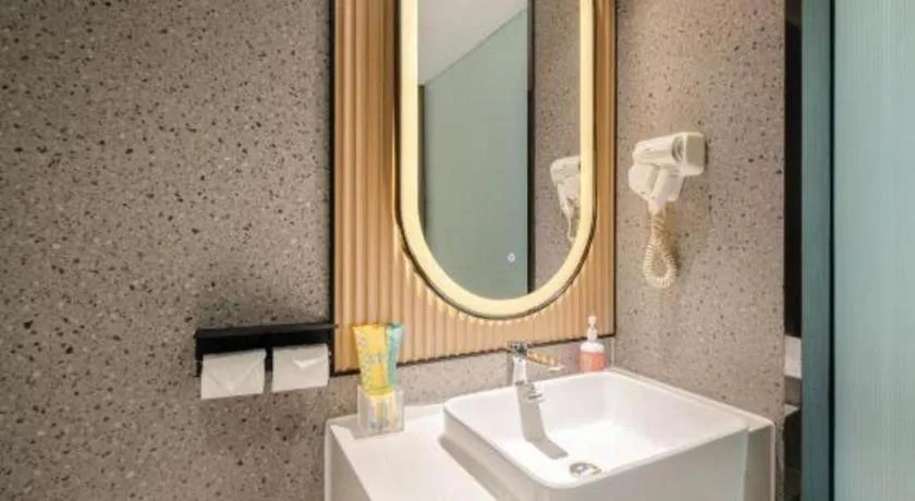 City Comfort Inn Baise Jingxi Caifu Plaza